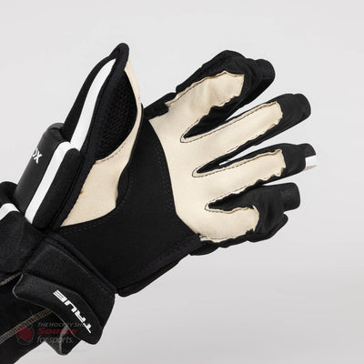 TRUE XC5 Junior Hockey Gloves