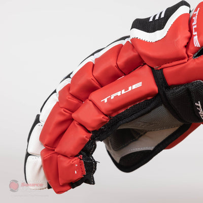 TRUE XC7 Junior Hockey Gloves