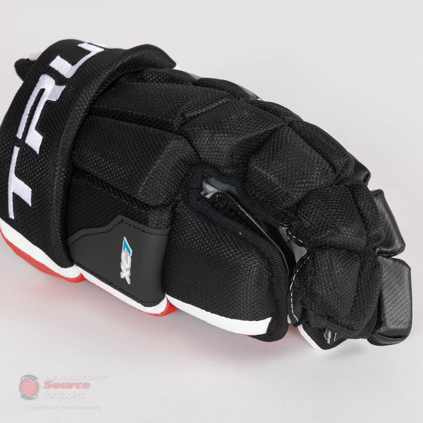 TRUE XC7 Junior Hockey Gloves