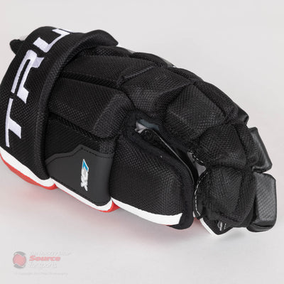TRUE XC7 Junior Hockey Gloves