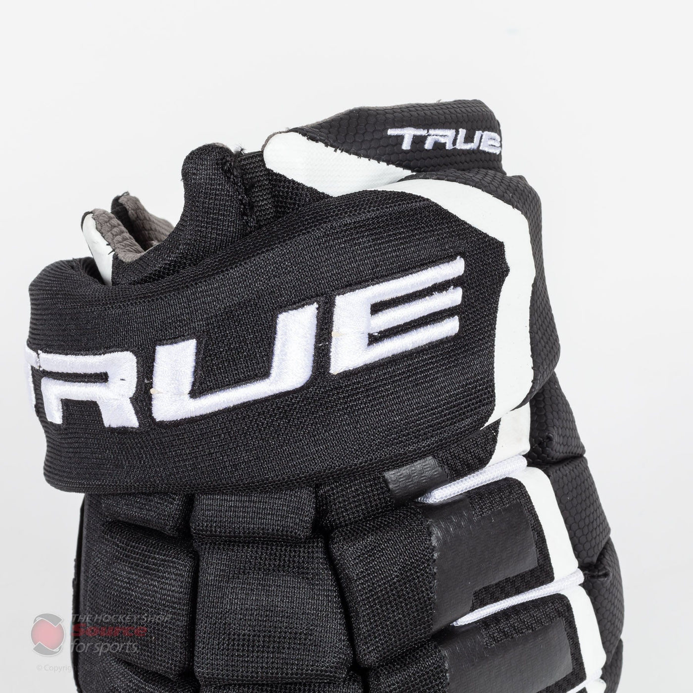 TRUE XC9 Pro Junior Hockey Gloves