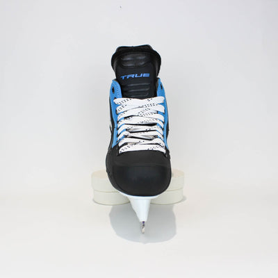 TRUE Player Junior Hockey Skates - Pro Stock - VH Holder - Blue Side - Size 4