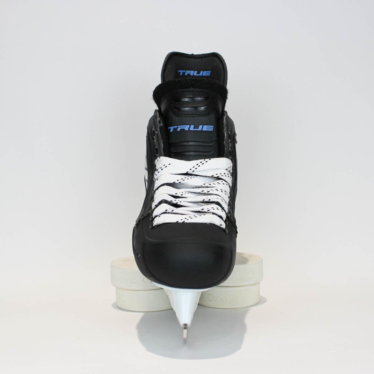 TRUE Player Junior Hockey Skates - Pro Stock - VH Holder - Felt Liner - Size 5