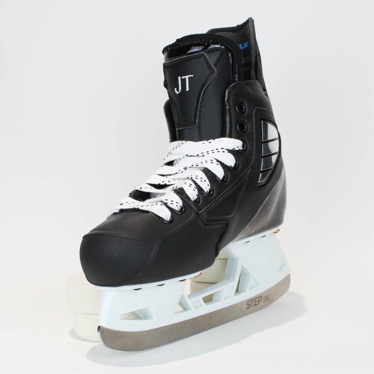 TRUE Player Junior Hockey Skates - Pro Stock - VH Holder - "JT" - Size 5