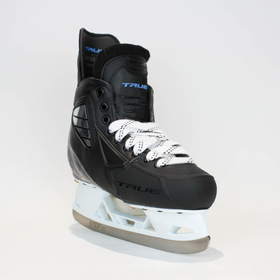TRUE Player Junior Hockey Skates - Pro Stock - VH Holder - Size 4