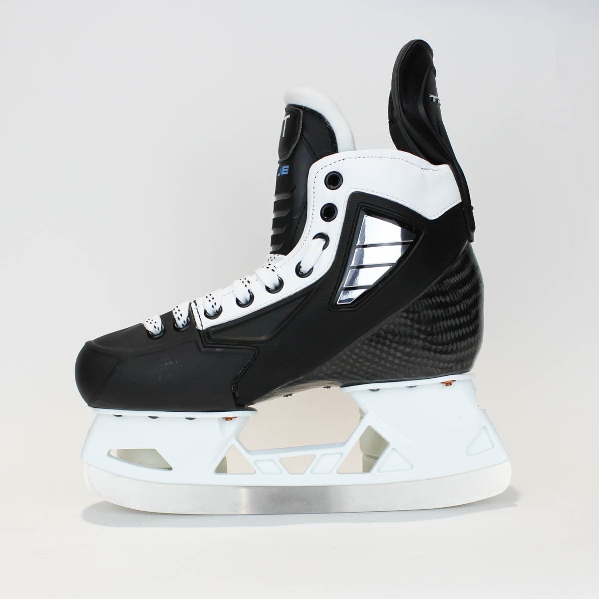 TRUE Player Junior Hockey Skates - Pro Stock - VH Holder - White Side - "NAT" - Size 5