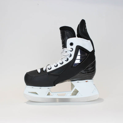 TRUE Player Junior Hockey Skates - Pro Stock - VH Holder - White Side - Size 4
