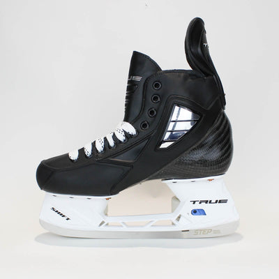 TRUE Player Senior Hockey Skates - Pro Stock - Shift Holder - Lightweight Tongue - Size 8