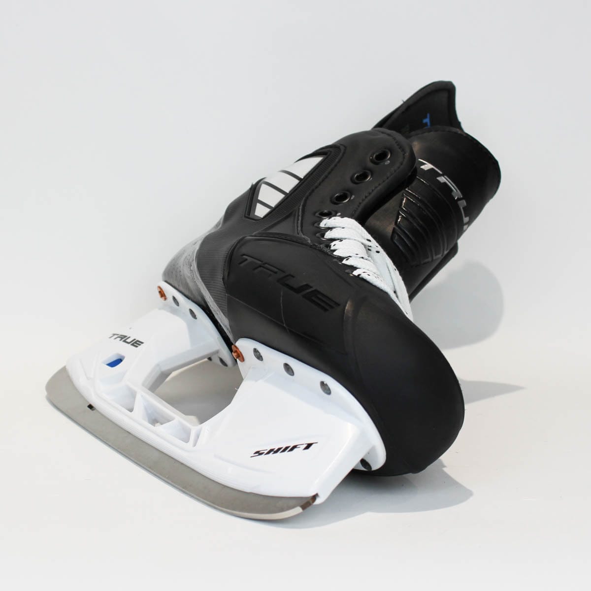 TRUE Player Senior Hockey Skates - Pro Stock - Shift Holder - Lightweight Tongue - Size 8