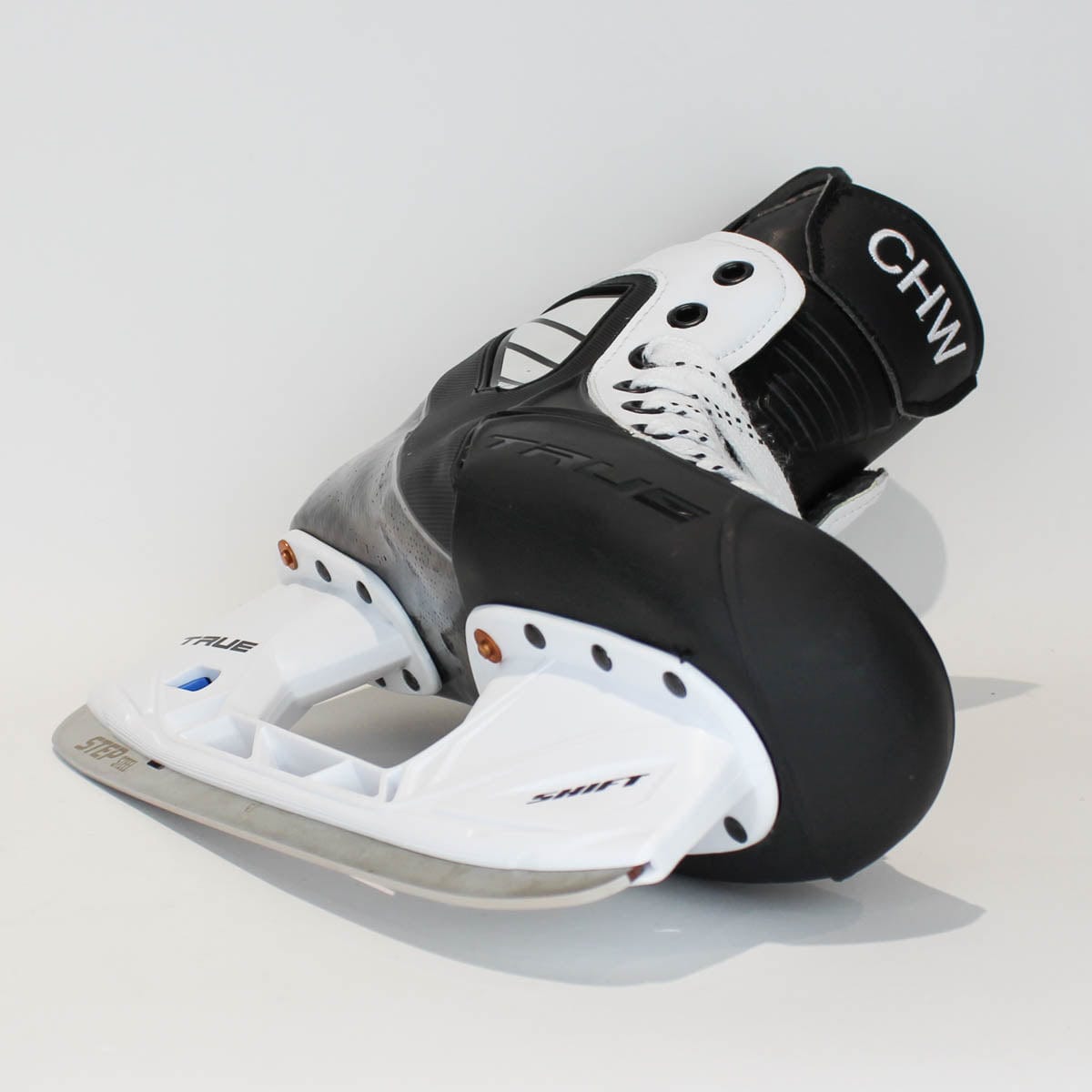 TRUE Player Senior Hockey Skates - Pro Stock - Shift Holder - White Side - "CHW" - Size 7