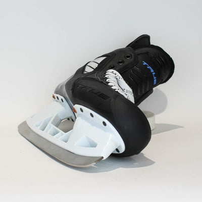 TRUE Player Senior Hockey Skates - Pro Stock - VH Holder - Size 9