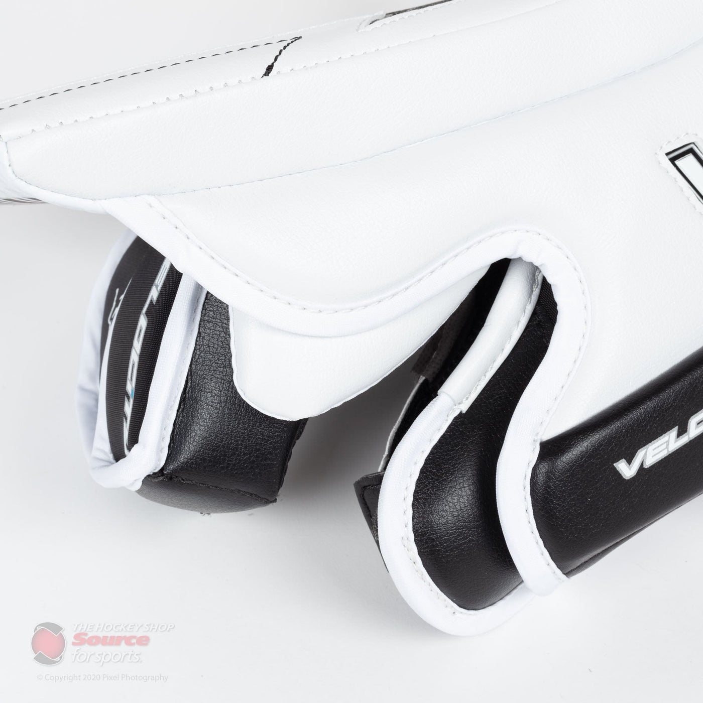 Vaughn Velocity V9 Intermediate Goalie Blocker