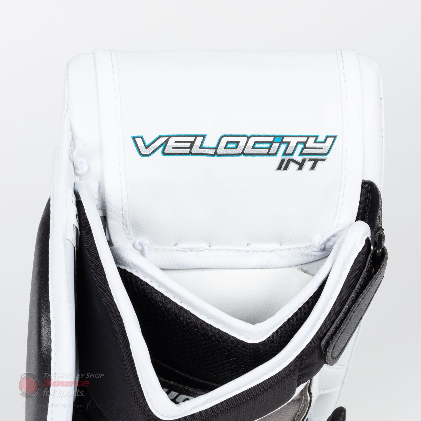 Vaughn Velocity V9 Intermediate Goalie Blocker