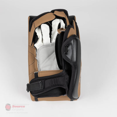 Vaughn Velocity V9 Pro Carbon Senior Goalie Blocker - Vintage Graphic