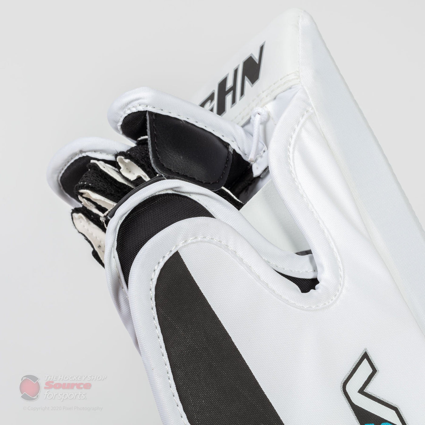 Vaughn Velocity V9 Youth Goalie Blocker