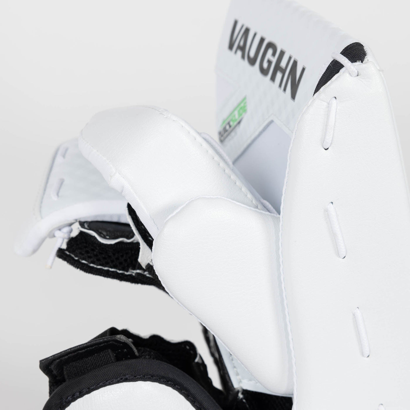 Vaughn Blockers Vaughn Ventus SLR3 Pro Senior Goalie Blocker - TheHockeyShop