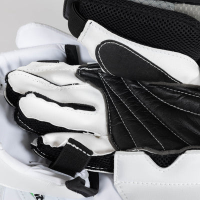 Vaughn Blockers Vaughn Ventus SLR3 Pro Senior Goalie Blocker - TheHockeyShop