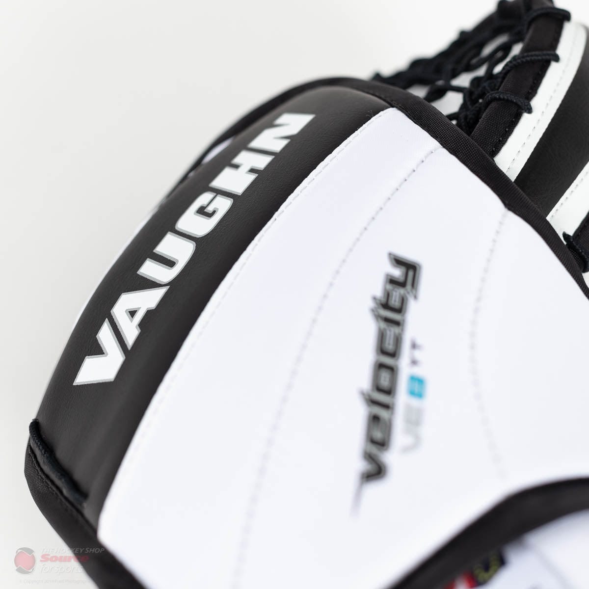 Vaughn Velocity VE8 Youth Goalie Catcher