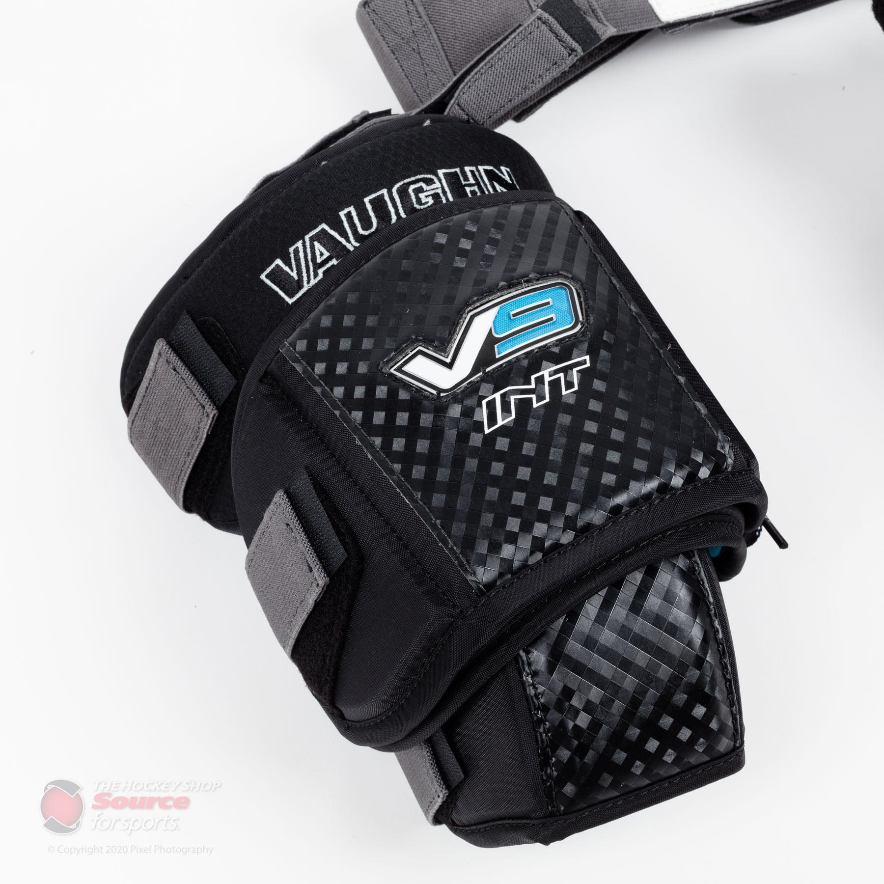 Vaughn Velocity V9 Intermediate Goalie Knee Pads