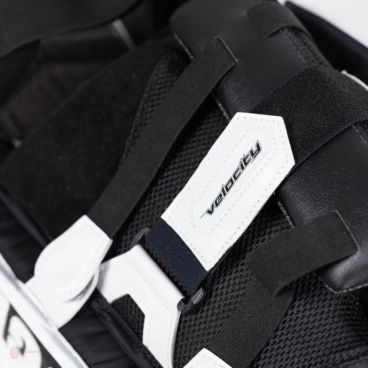 Vaughn Velocity VE8 Pro Carbon Senior Goalie Leg Pads