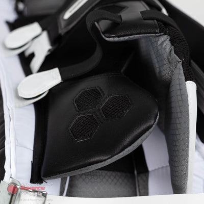 Vaughn Velocity VE8 Pro Senior Goalie Leg Pads