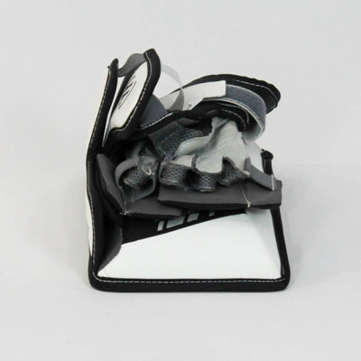 Warrior Ritual G3 Youth Goalie Blocker - Demo A