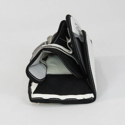 Warrior Ritual G3 Youth Goalie Blocker - Demo B