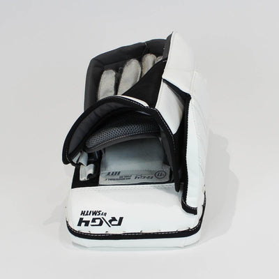 Warrior Ritual G4 Intermediate Goalie Blocker - Demo A