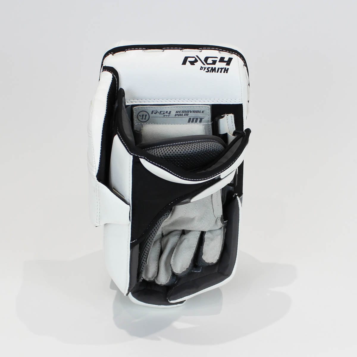 Warrior Ritual G4 Intermediate Goalie Blocker - Demo A