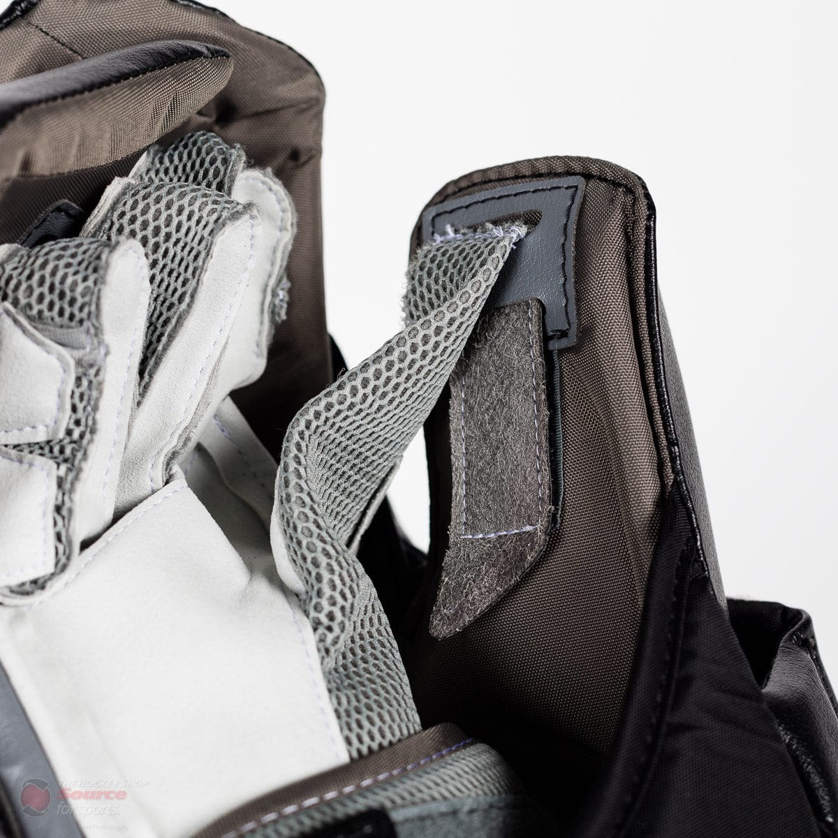 Warrior Ritual GT2 Pro Senior Goalie Blocker