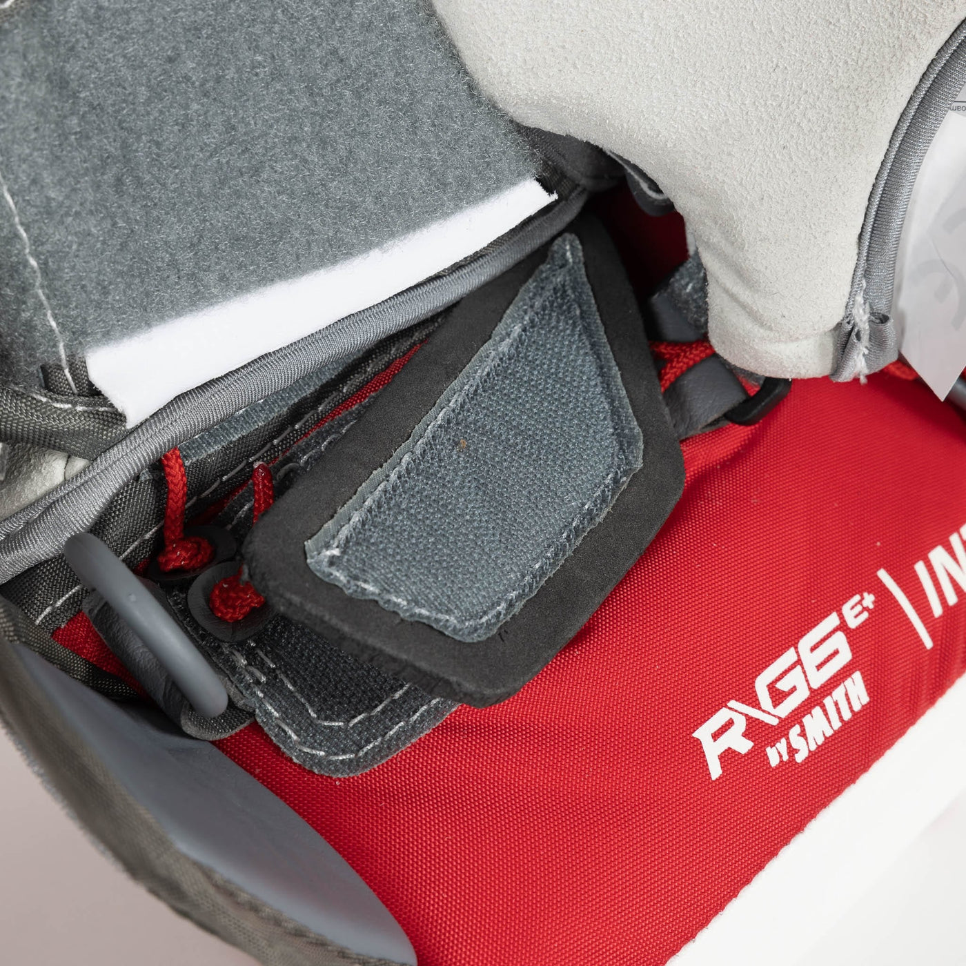 Warrior Ritual G6 E+ Intermediate Goalie Catcher - The Hockey Shop Source For Sports