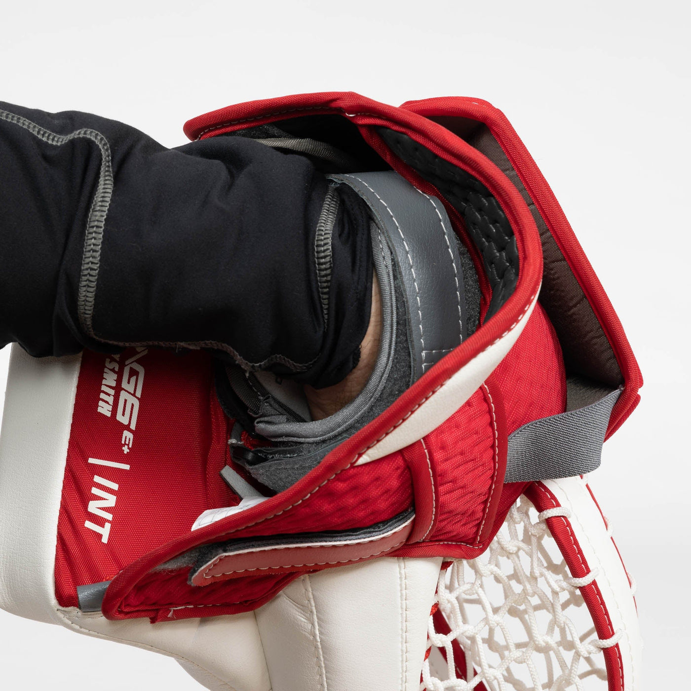 Warrior Ritual G6 E+ Intermediate Goalie Catcher - The Hockey Shop Source For Sports