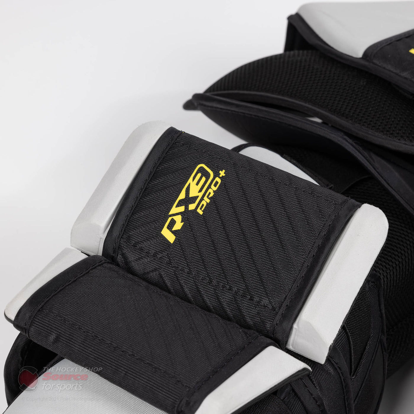 Warrior Chest Protectors Warrior Ritual X3 Pro+ Senior Chest & Arm Protector - TheHockeyShop