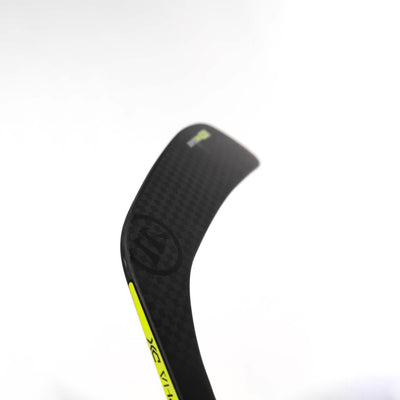 Warrior Alpha DX Pro Team Intermediate Hockey Stick