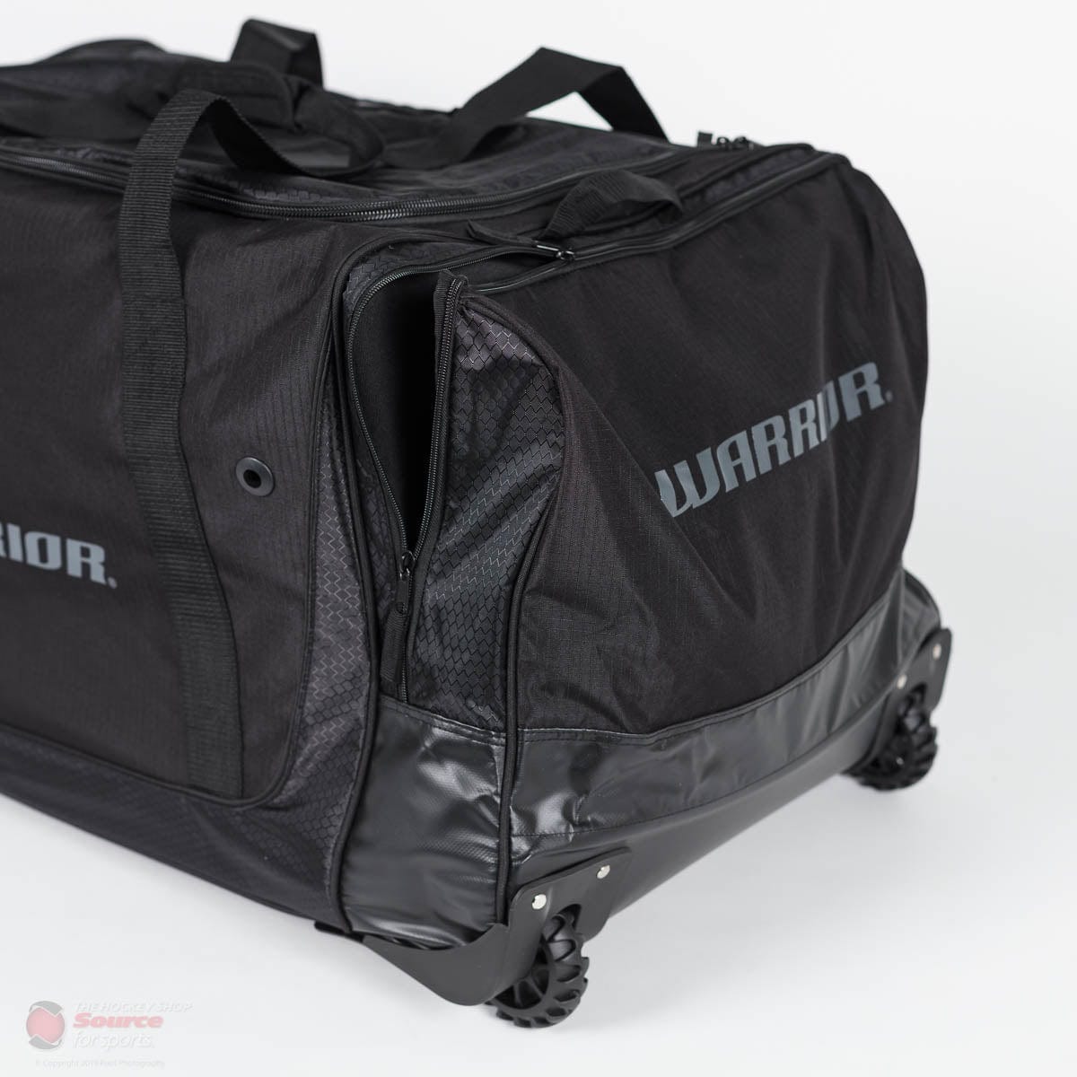Warrior Q20 Senior Wheel Hockey Bag